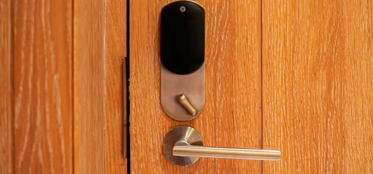 Automatic Locking Door Knob Desert Palms